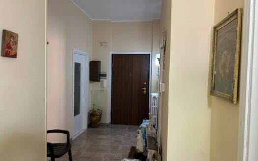 Appartamento al primo piano con ascensore